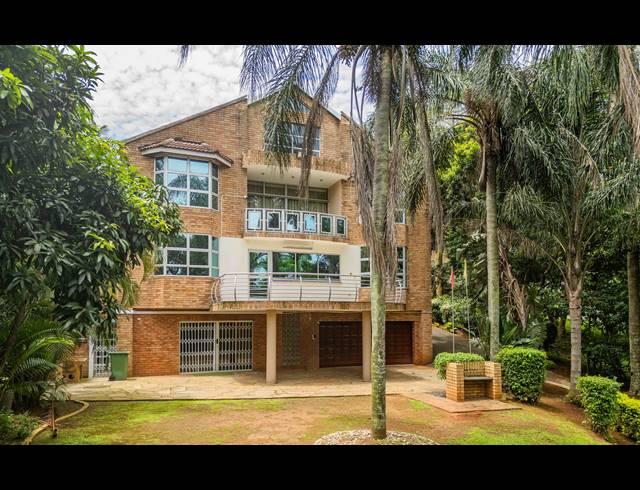 5 BEDROOM HOUSE SOLD IN WESTVILLE